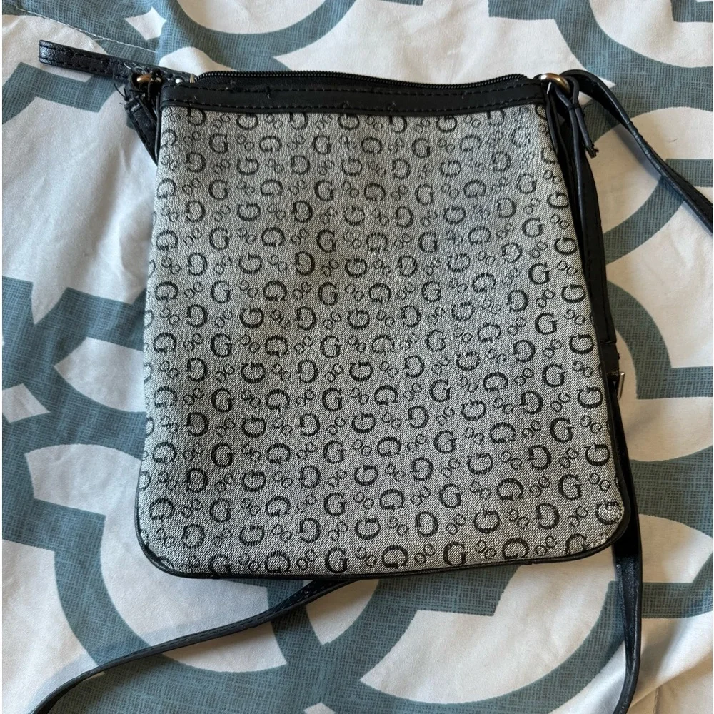Lot of 5 purses - Picture 7 of 16